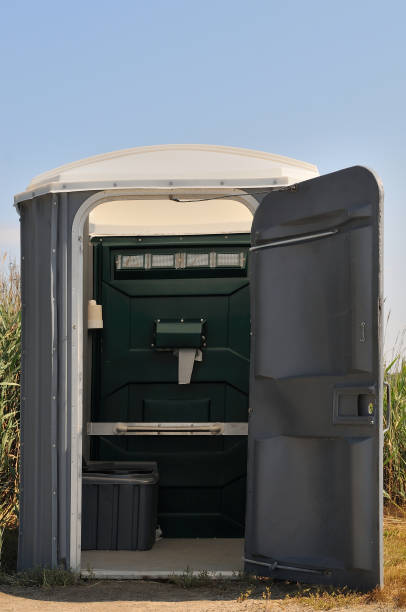 Best Portable restroom trailer rental  in Lake Crystal, MN